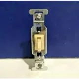 SINGLE POLE SWITCH IVORY