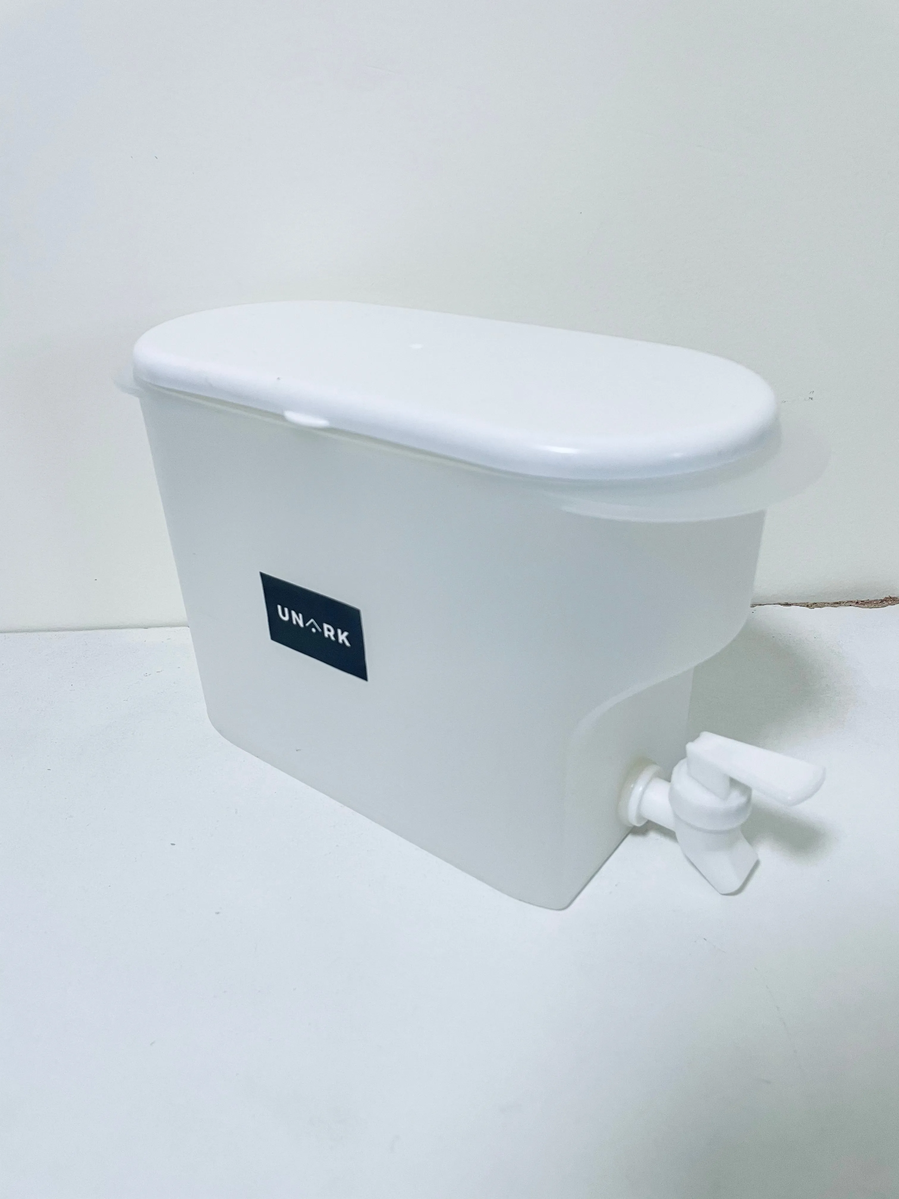 UNARK kitchen storage box,Plastic Dry Food Storage Boxes with Seal Locking Lid for Flour, Sugar, Kitchen, Pantry