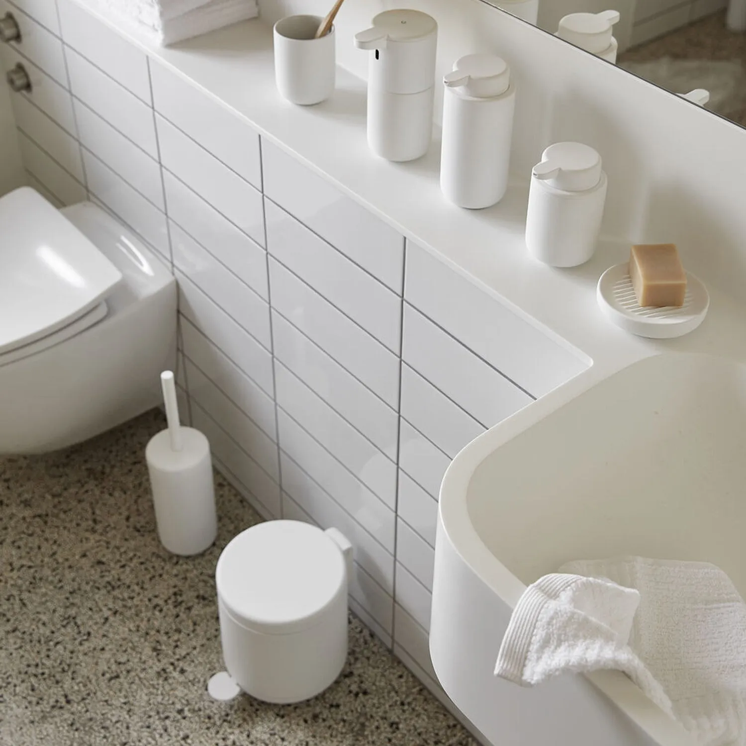 zone denmark | ume soap dish | white